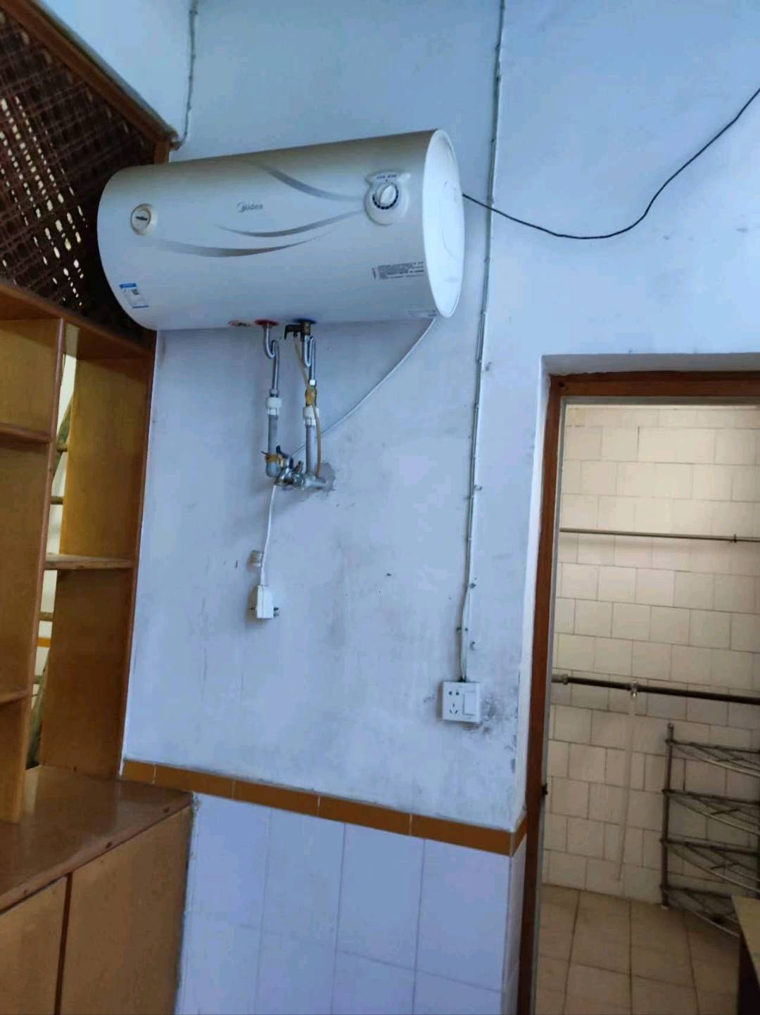 【房屋出租】镇南中学校内教师楼出租～读书生活不用出校门 图片