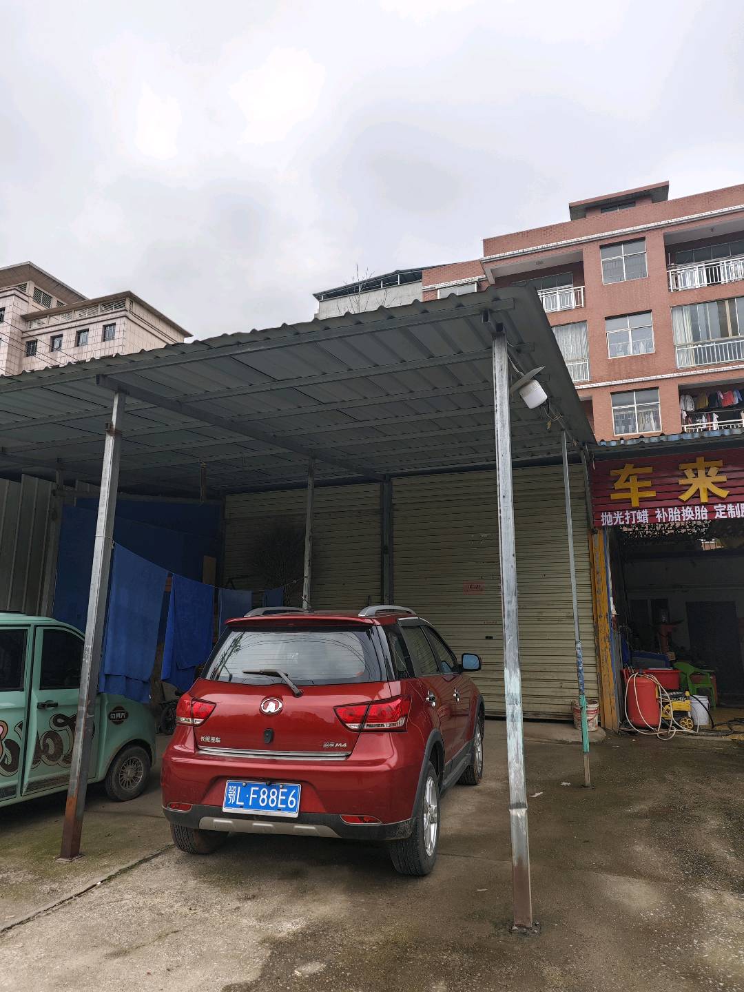 【房屋出租】通山水利局，财政局旁边门面出租。 图片