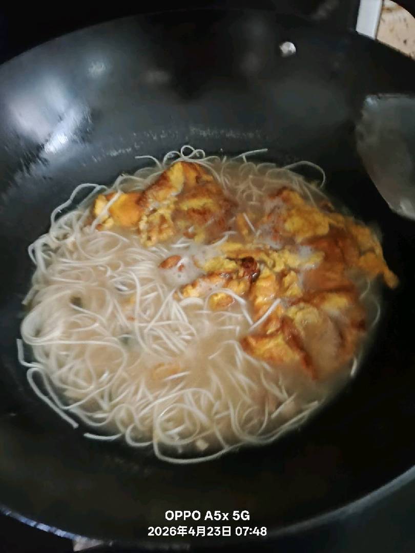 今天又轮休啦，自己做早餐。 图片