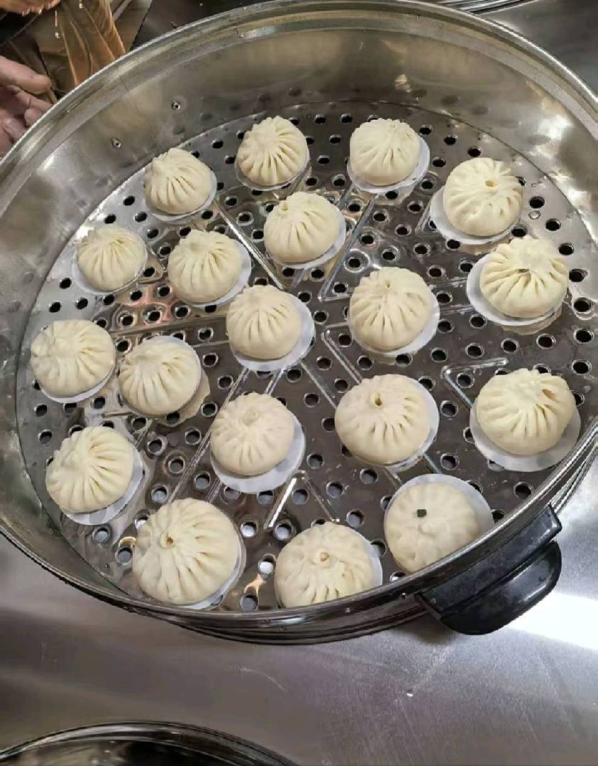 想学面点的,想考厨师证的这里有。 图片