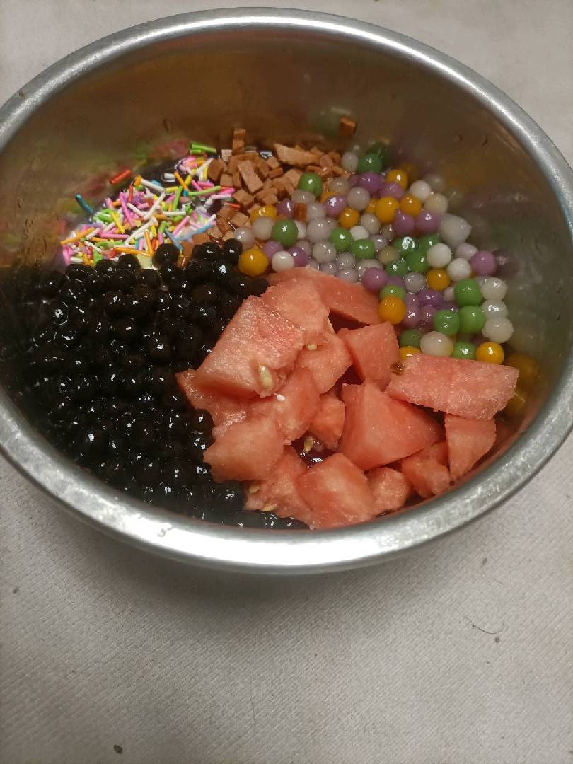  夏日续命冰粉✨Q弹清爽，一口降温，夏天的快乐全在这一碗里～ 图片