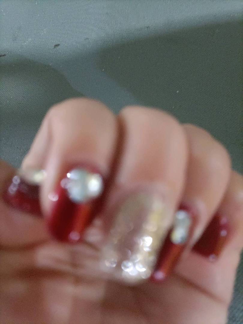  美甲到位，快乐翻倍～ ​ 谁能拒绝blingbl 图片