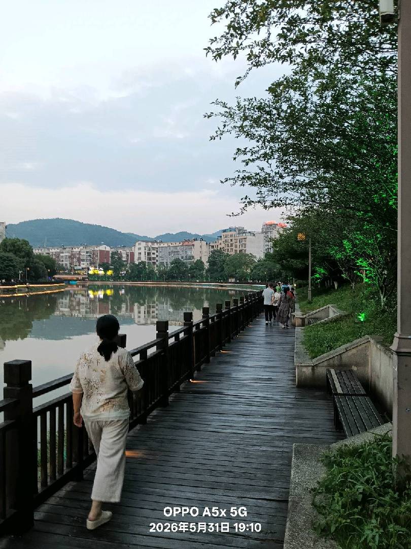 饭后走百步，胜开中药铺！ 图片